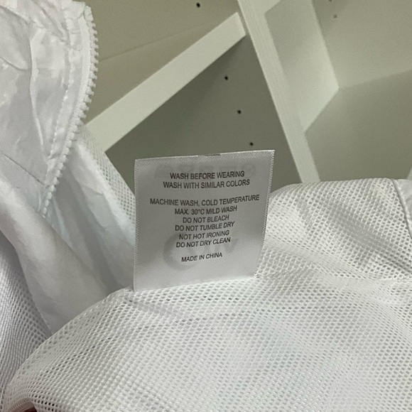 Zyia Women’s Front Zip Long Sleeve White Bomber Windbreaker Jacket Large - Picture 12 of 12